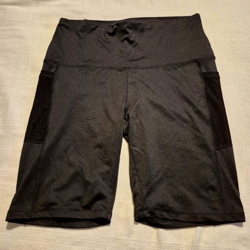 French Laundry Sport women's Large black biker style shorts NWOT
